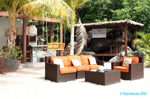 VG_CocoMaya_beach_Lounge_Area