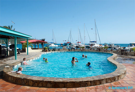 VG_Leverick_Bay_Resort_Pool