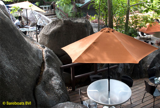VG_Rock_Cafe_Outdoor_Dining_Area